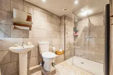 ., Stoke Rochford, Grantham