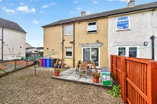 Love Street, Kilwinning