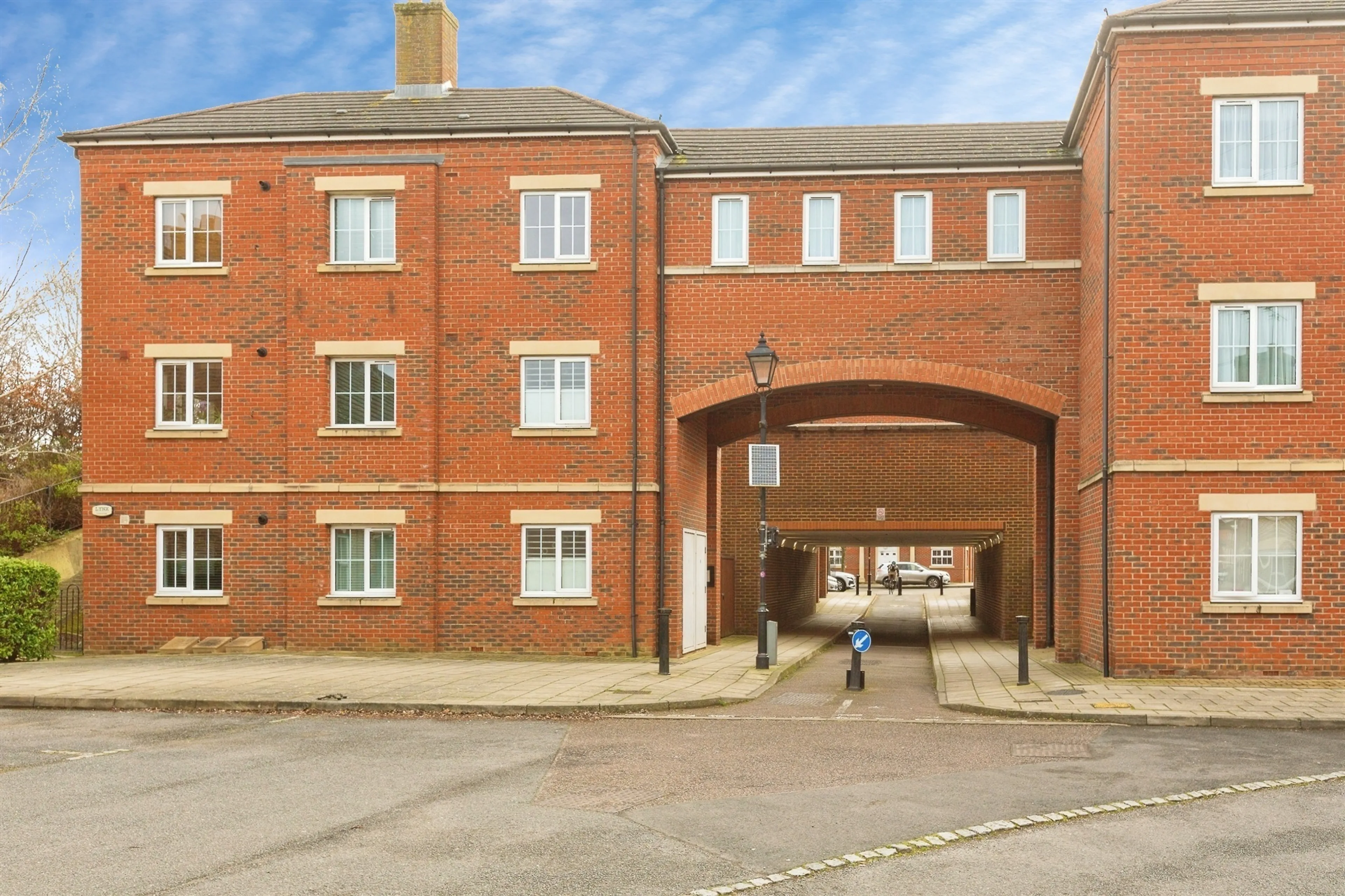 Property photo 0