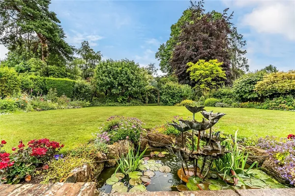 Blackborough Road, Reigate, RH2 photo 20