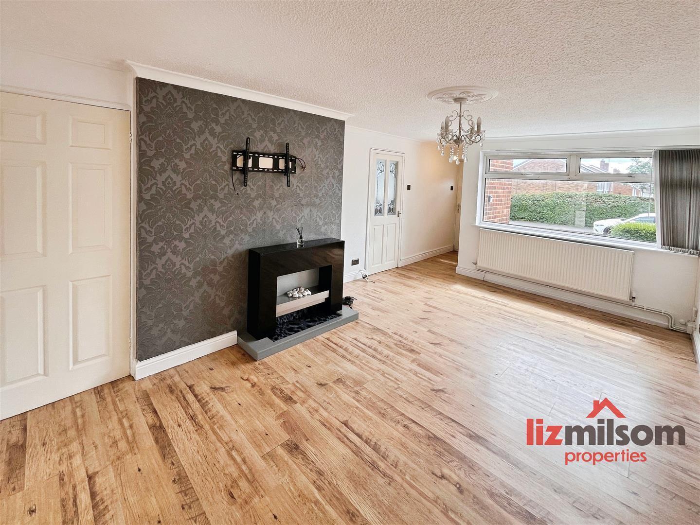 Westwood Park, Newhall, Swadlincote Image 2