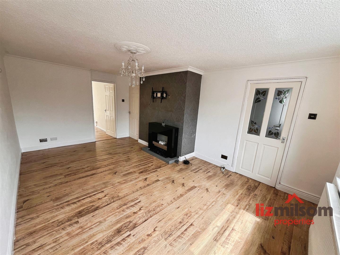 Westwood Park, Newhall, Swadlincote Image 3