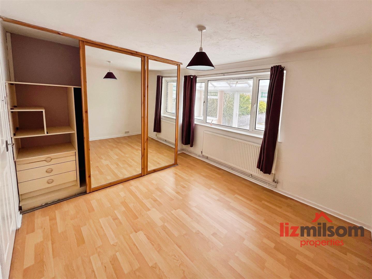Westwood Park, Newhall, Swadlincote Image 10