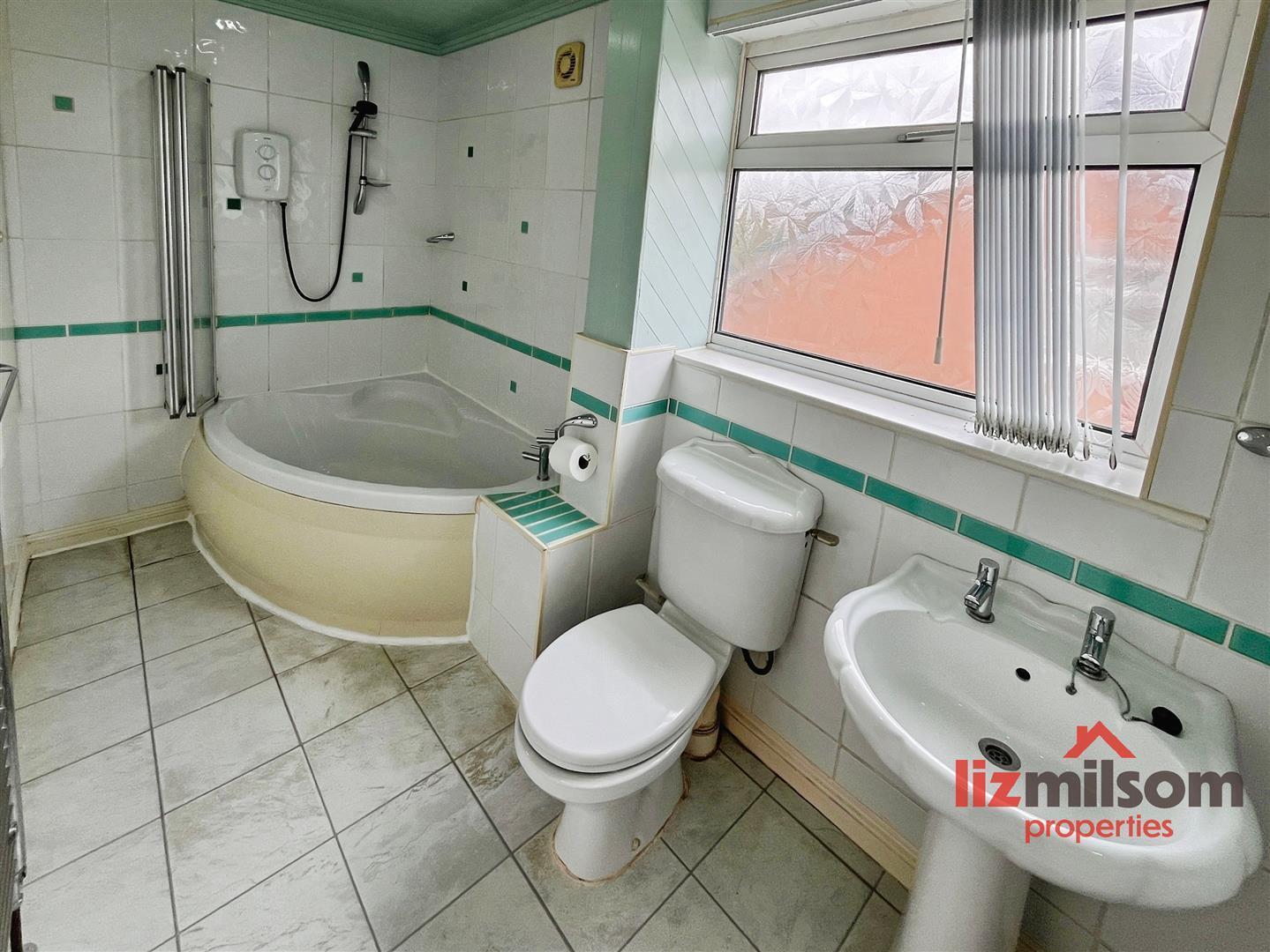 Westwood Park, Newhall, Swadlincote Image 17
