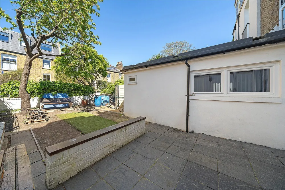 Winslade Road, London, SW2