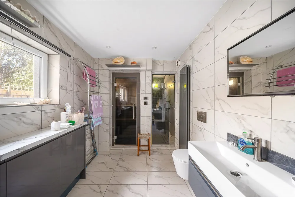 Winslade Road, London, SW2