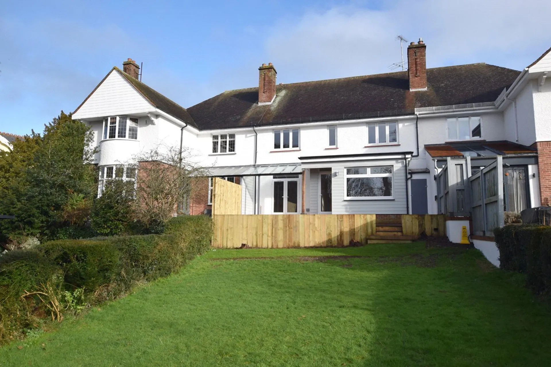 Property photo top 0