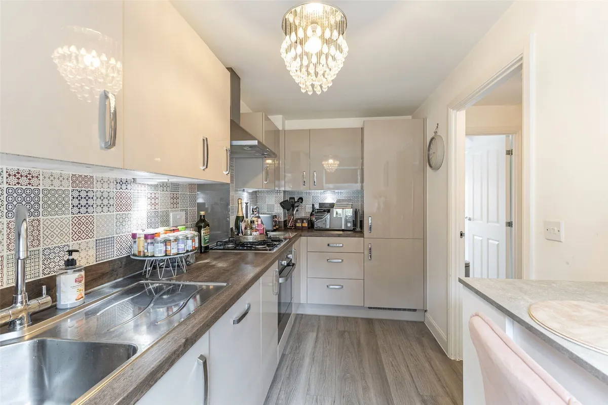 Blackmoor Drive, Basingstoke, RG24