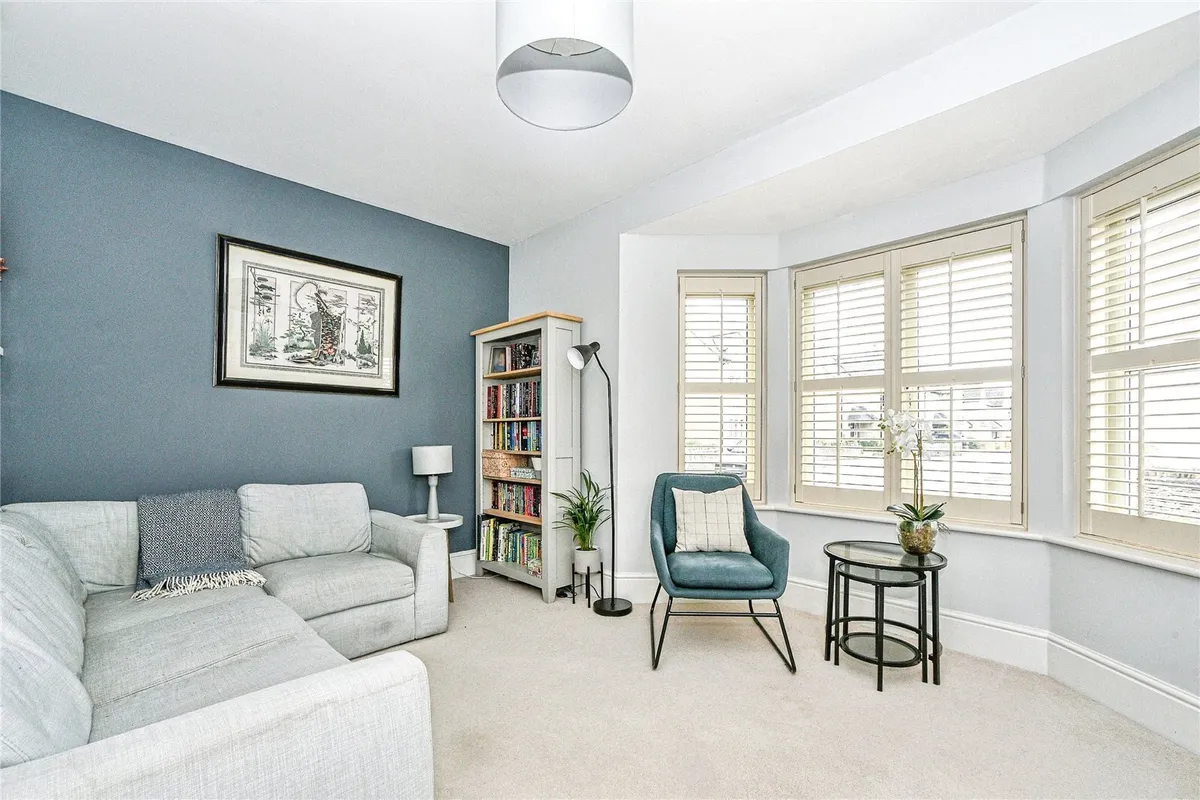 Old Railway Close, Lechlade, Gloucestershire, GL7