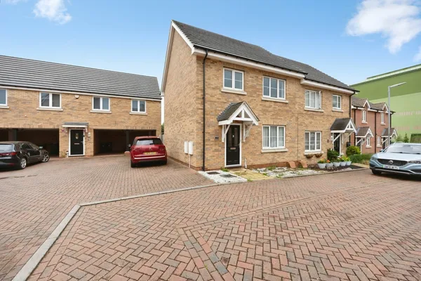 Megginson Way, Shortstown, Bedford, B...