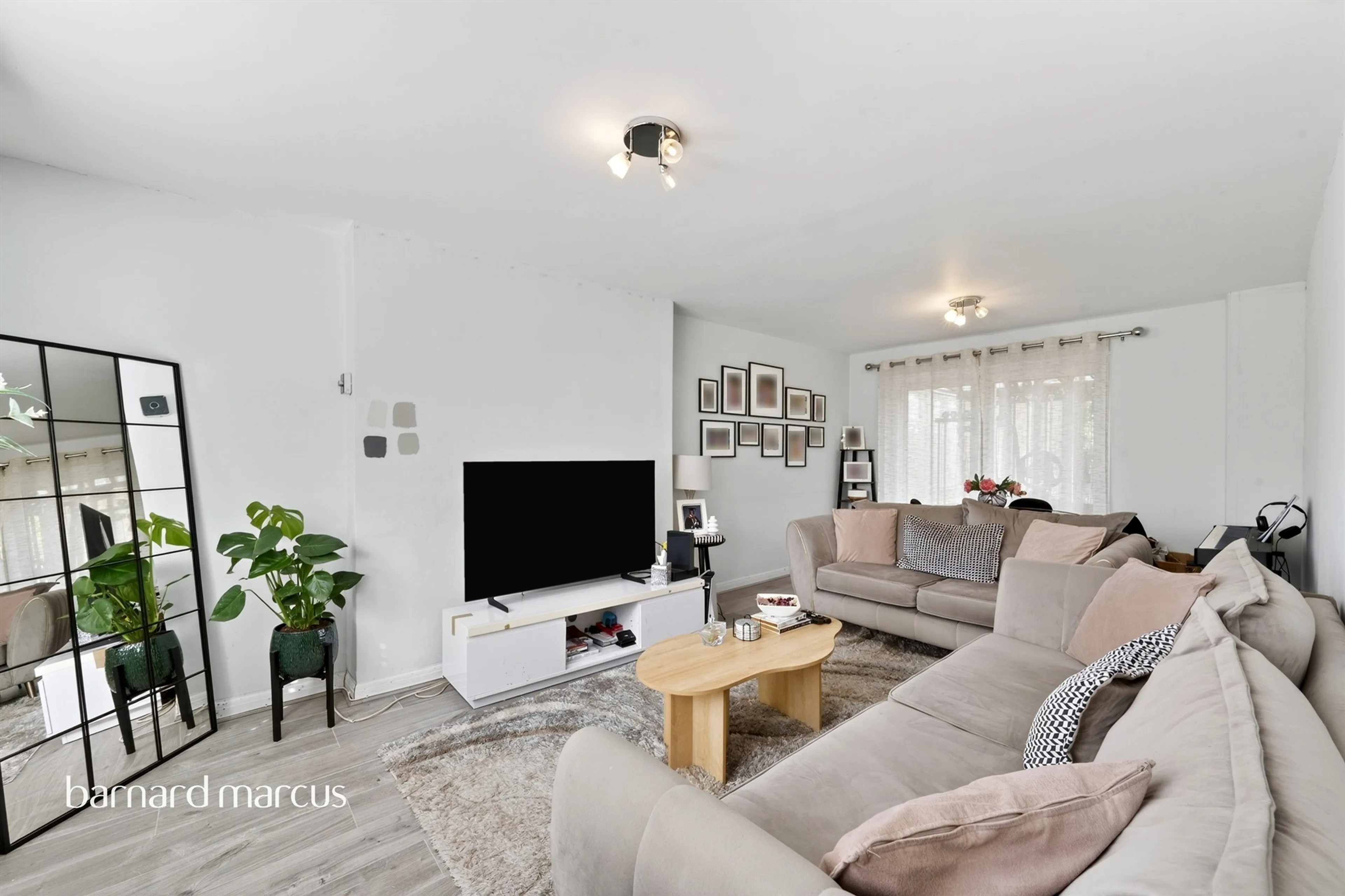 Property at Long Walk, Epsom