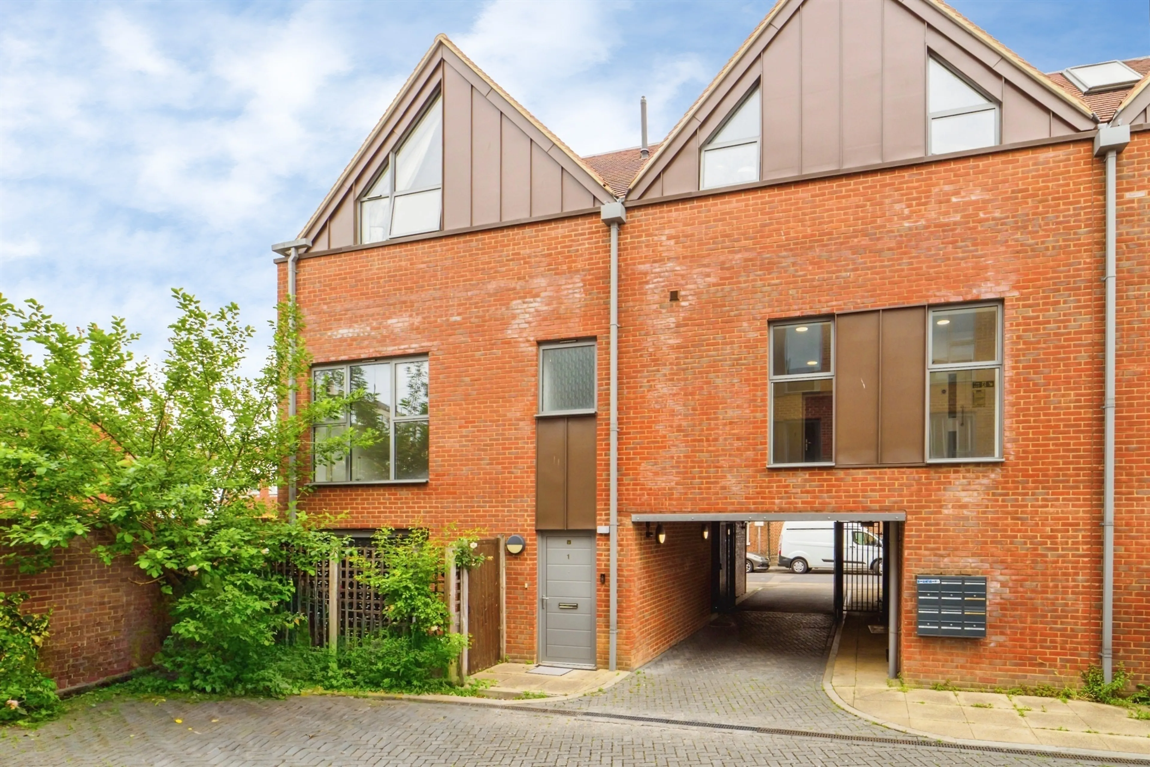 Property photo 0