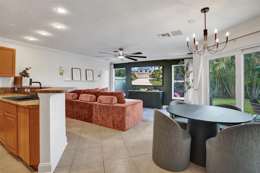 11953 Donlin Dr, Wellington, FL 33414