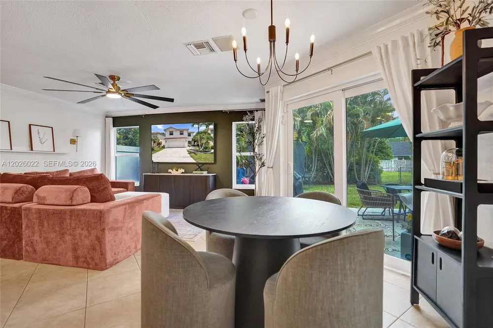 11953 Donlin Dr, Wellington, FL 33414