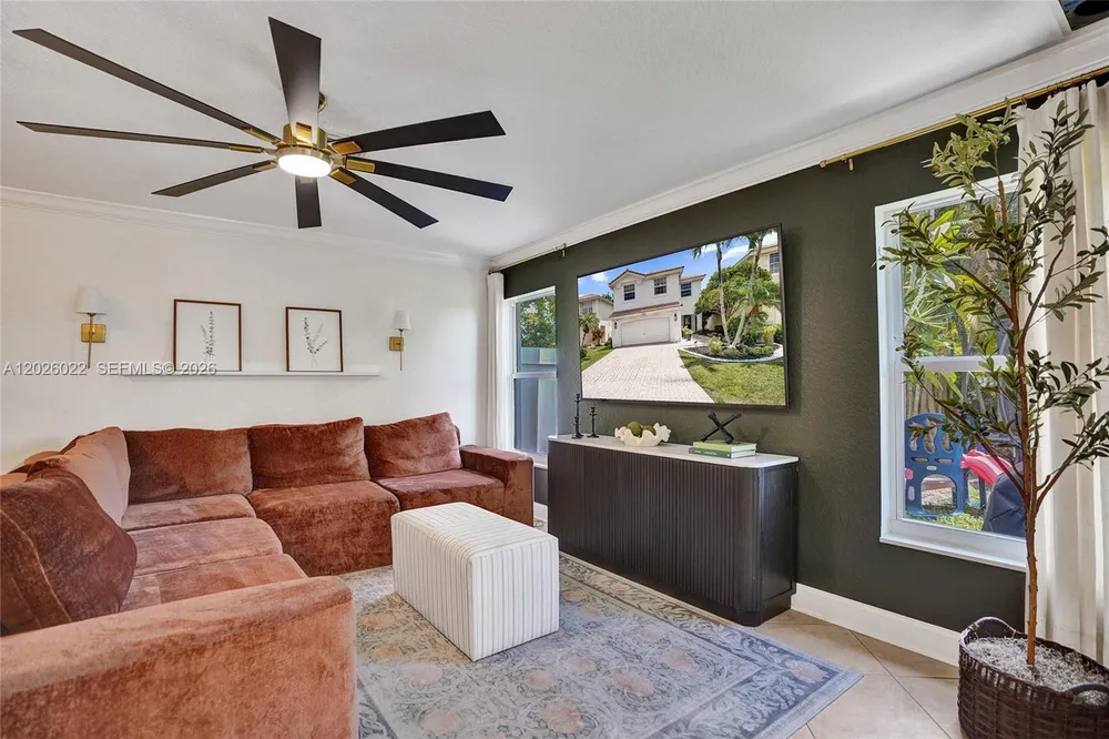 11953 Donlin Dr, Wellington, FL 33414