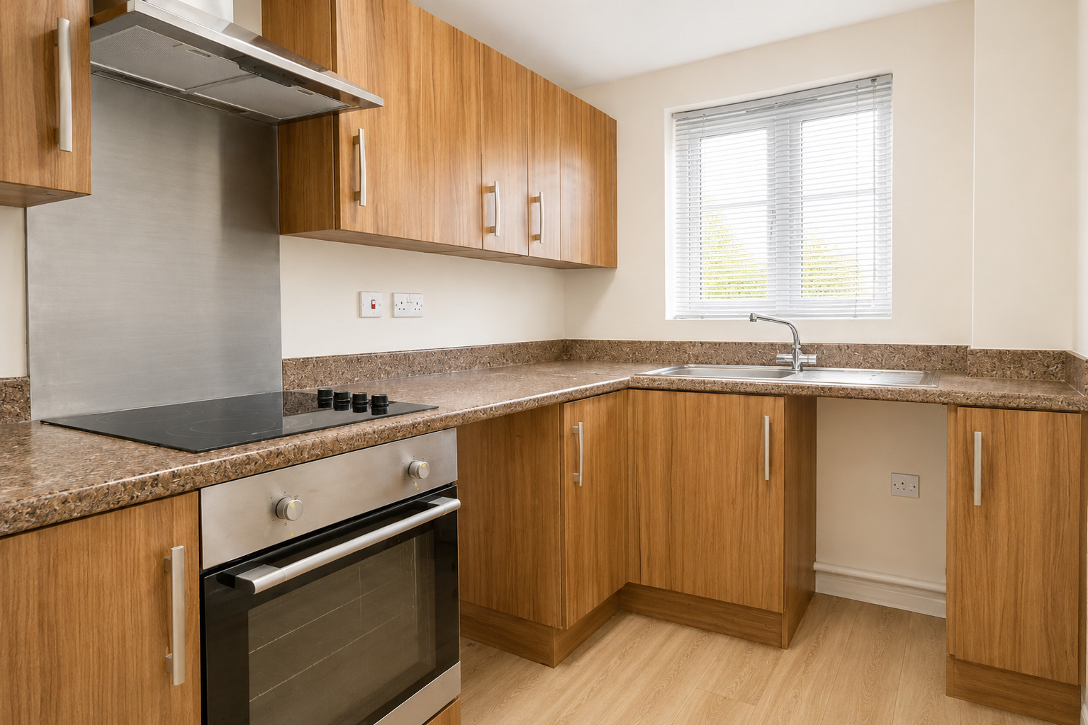 Holly Tree House, Fazeley, Tamworth Image 2