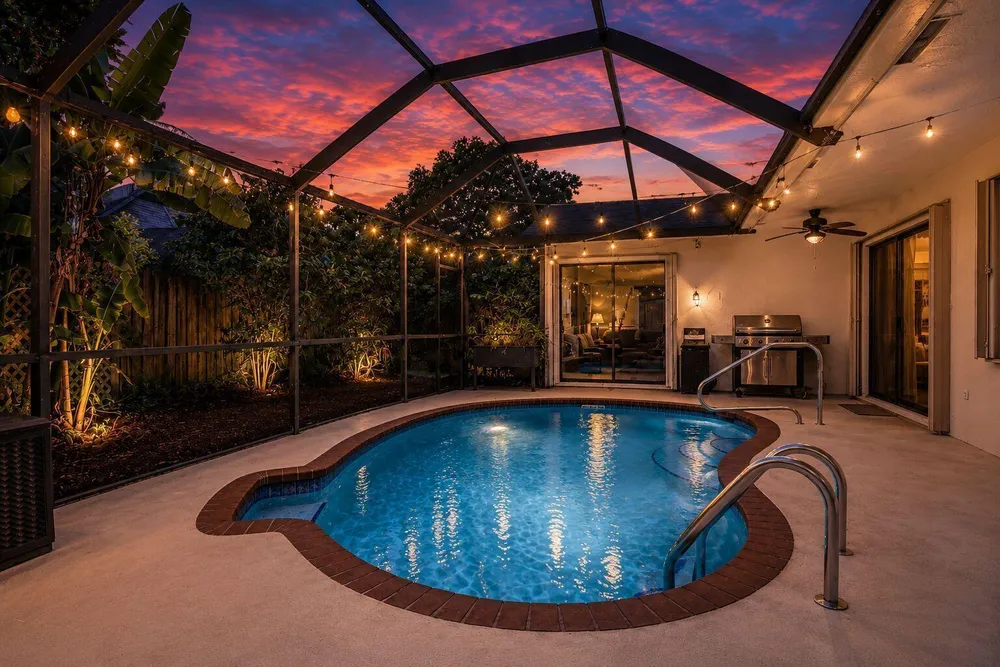 54 Cedar Circle, Boynton Beach, FL 33436