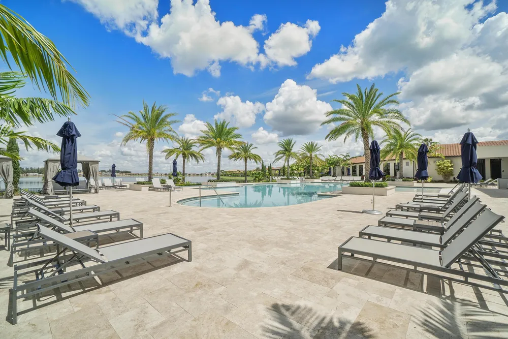 12745 Bayside Ct, Parkland, FL 33076