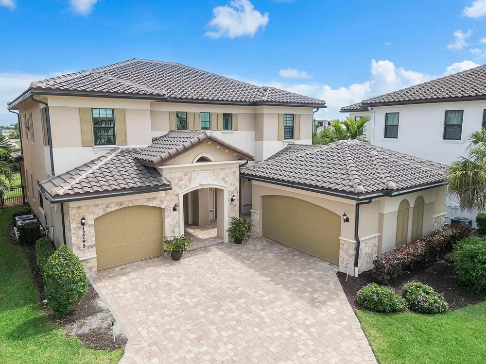 12745 Bayside Ct, Parkland, FL 33076