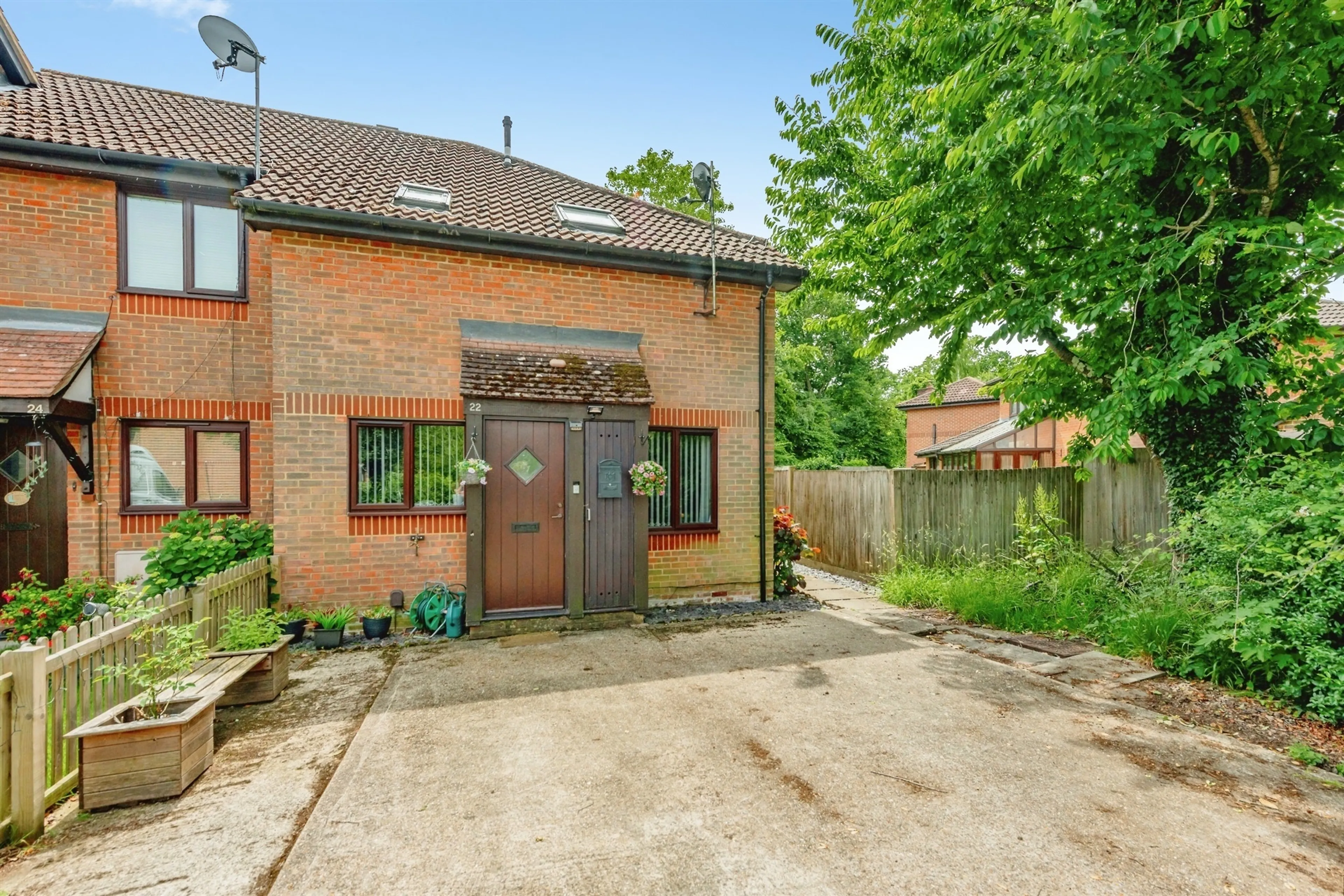 Property photo 0