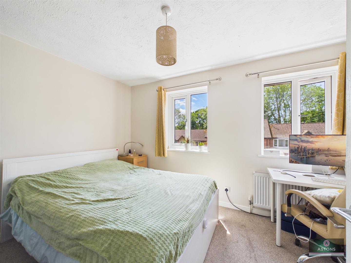 Verbania Way, East Grinstead Image 12