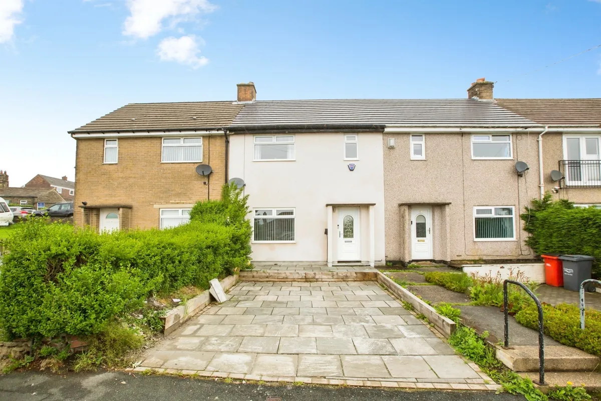 Whitehill Road, Halifax