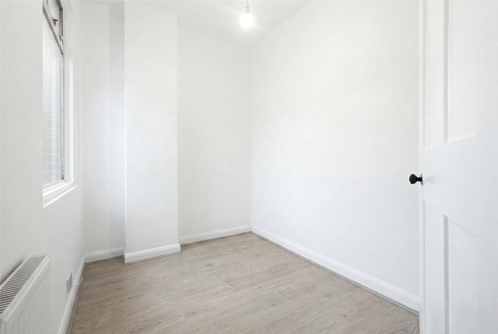 Malam Gardens, London, E14 Image 6