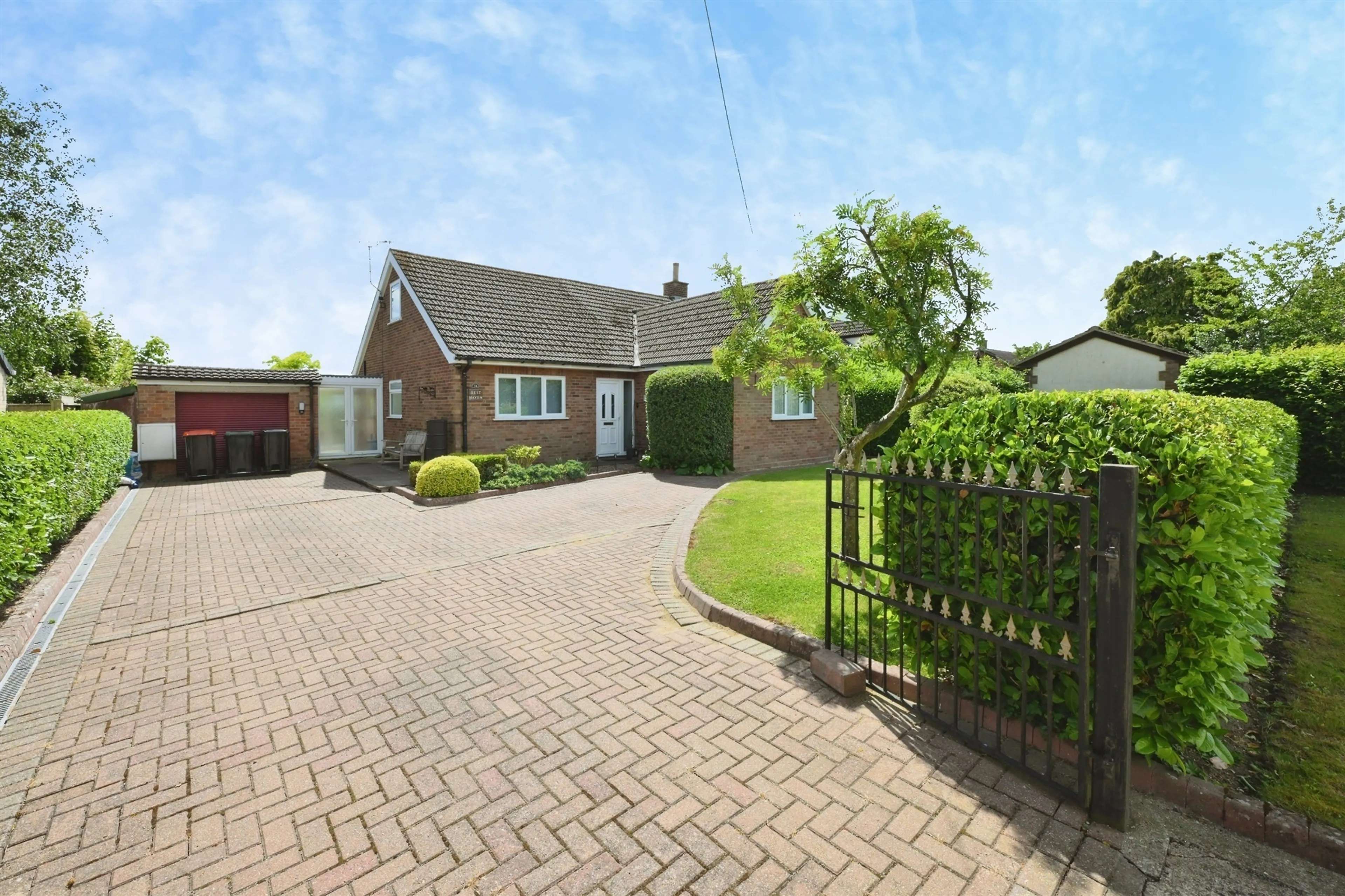 Property photo 0