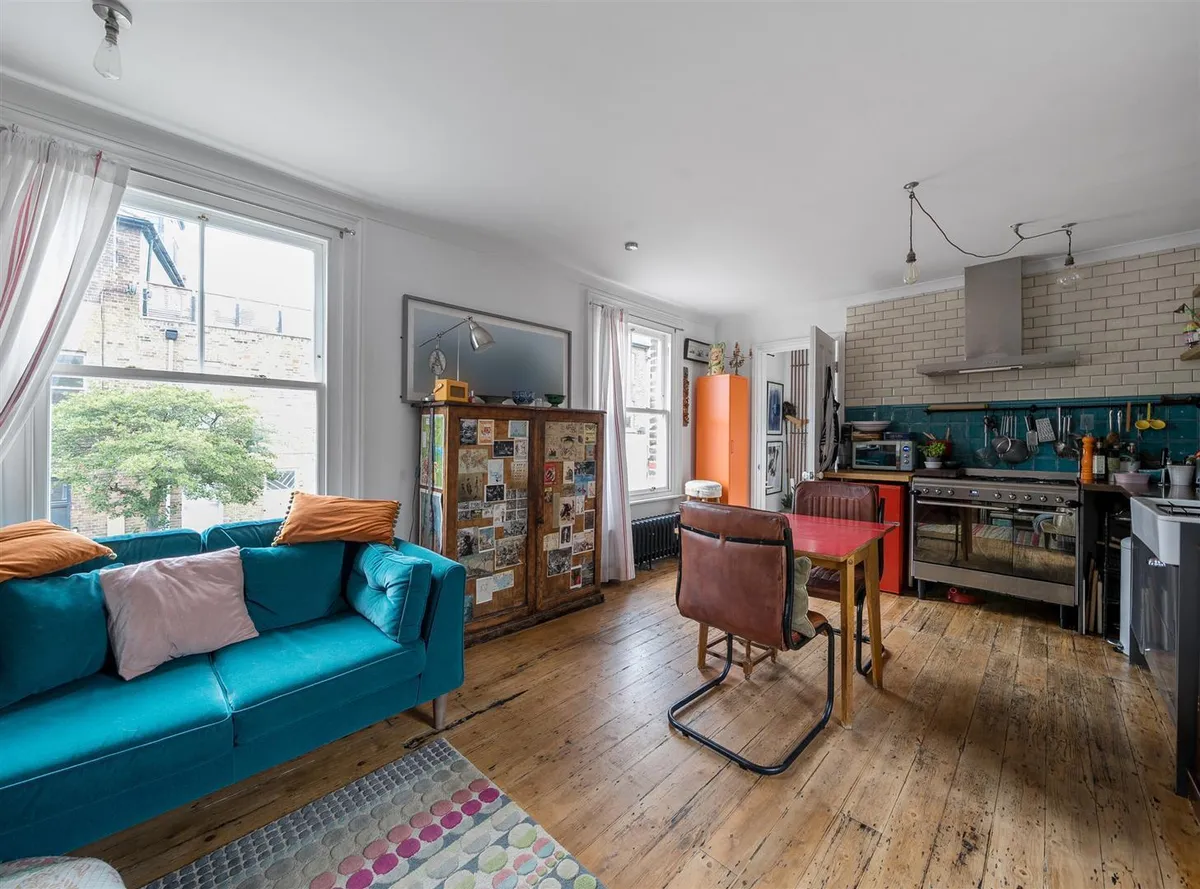 Kilburn Lane, London, W10