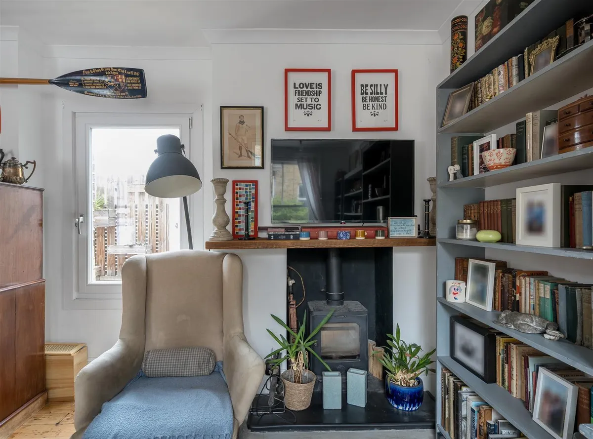 Kilburn Lane, London, W10