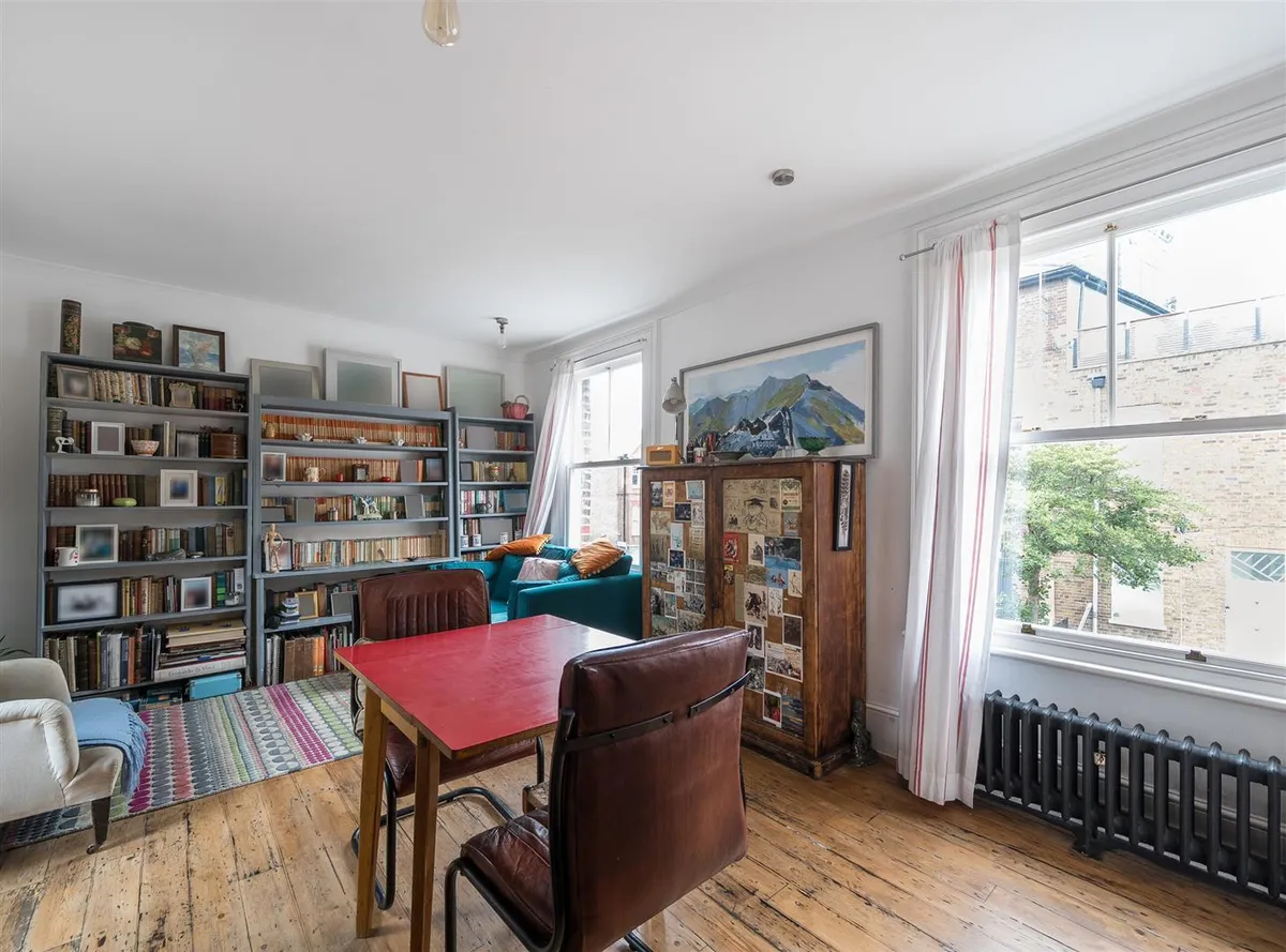 Kilburn Lane, London, W10