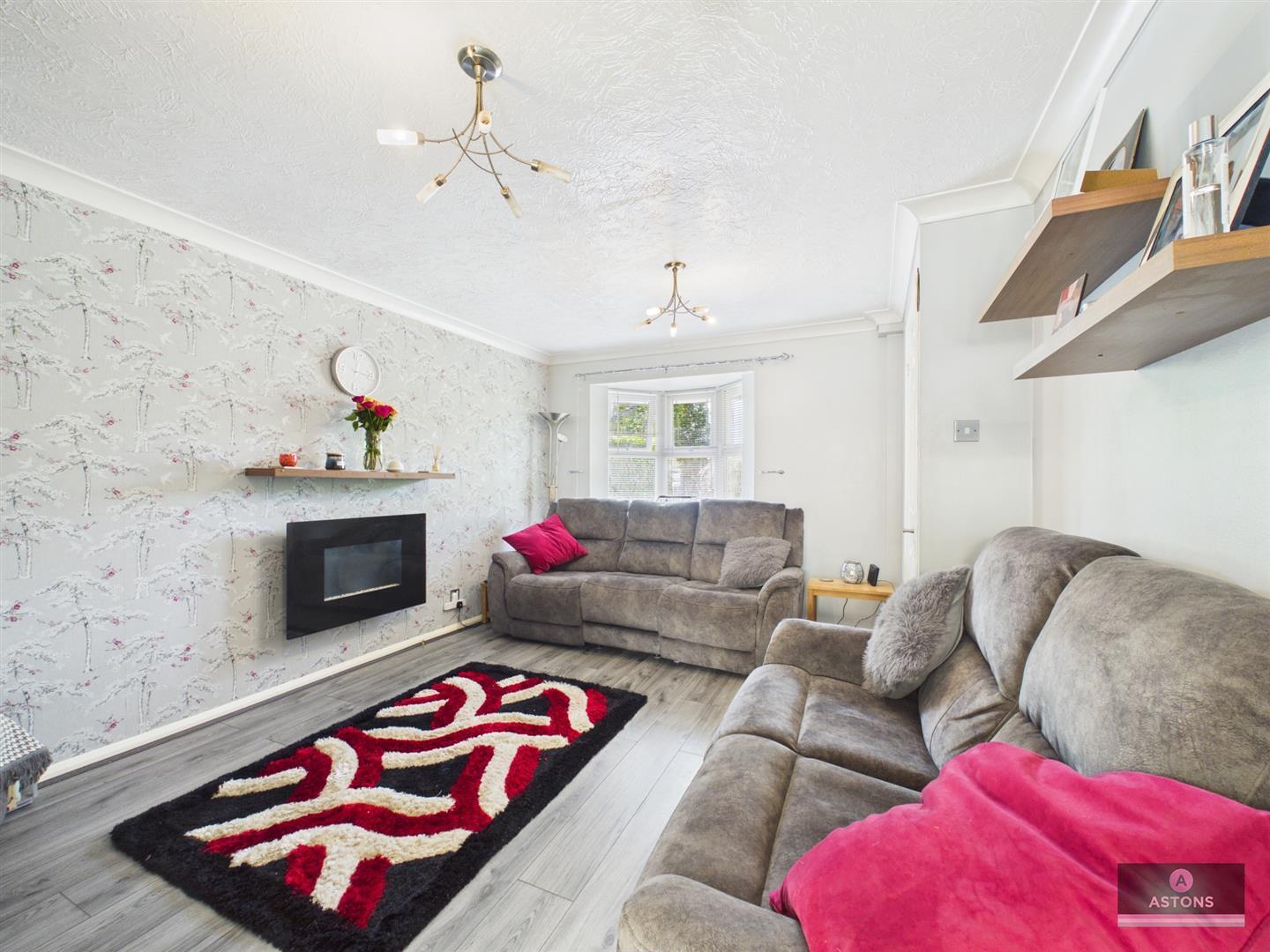 Bosham Road, Maidenbower, Crawley Image 9