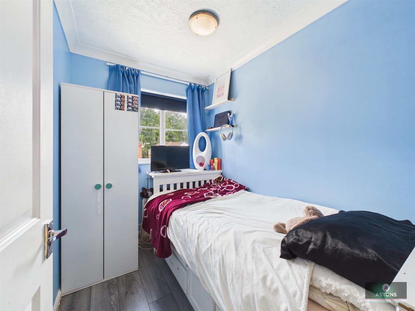 Bosham Road, Maidenbower, Crawley Image 14