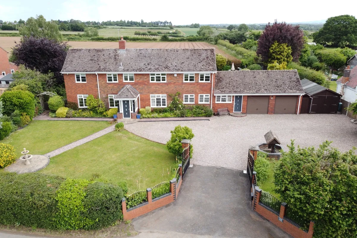 Stoney Lane, Crossway Green, STOURPORT-ON-SEVERN