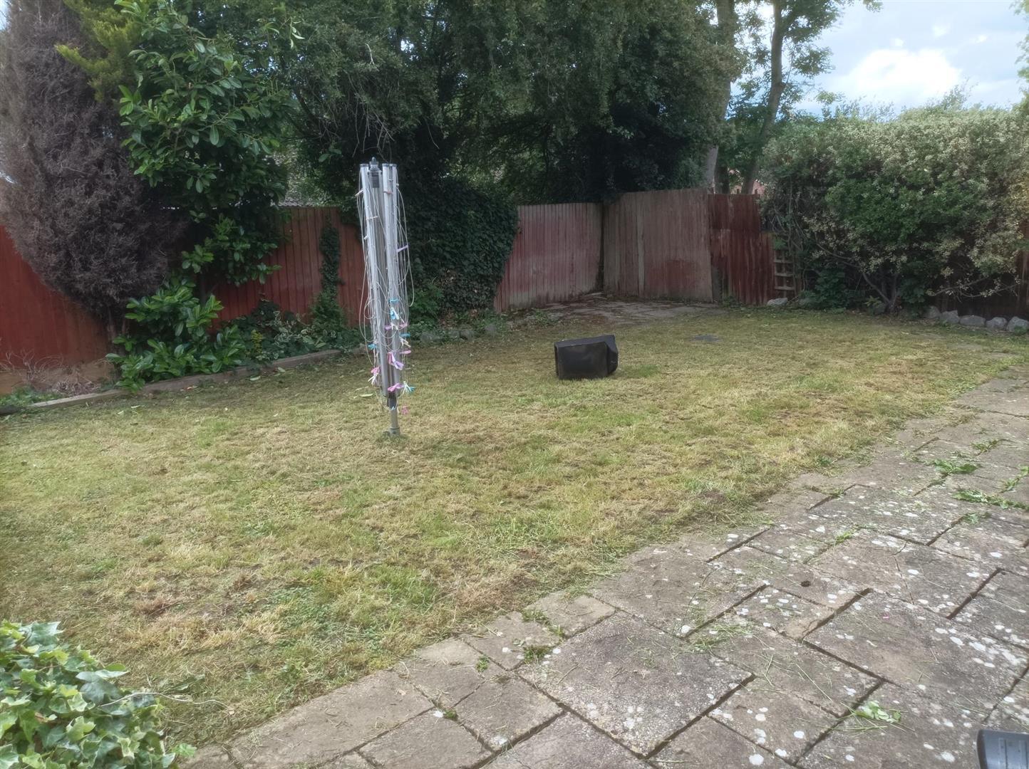 Russett Close, Barwell Image 17