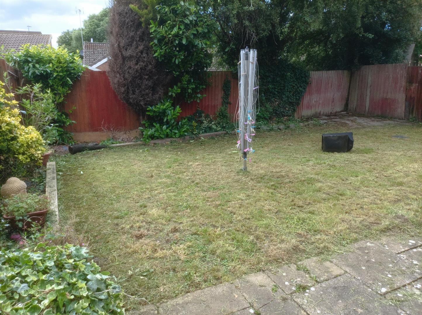 Russett Close, Barwell Image 18