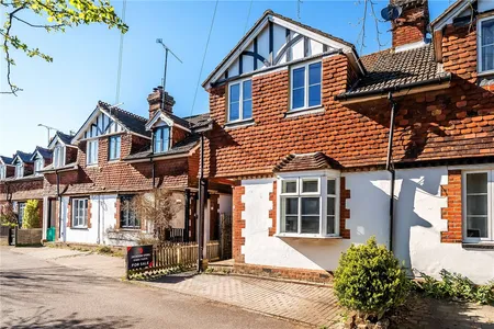 South Bank, Westerham, TN16