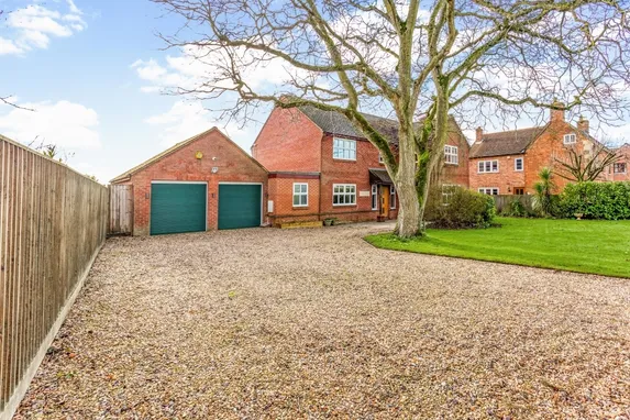 The Pound Bromham SN15