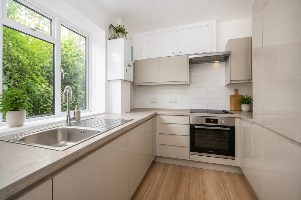West Road London SW4 photo 3