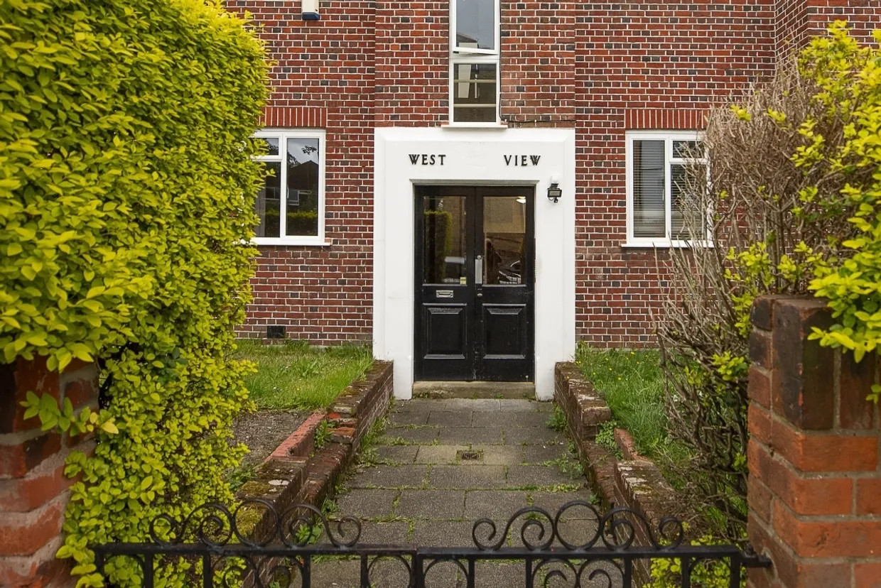 West Road London SW4 photo 5