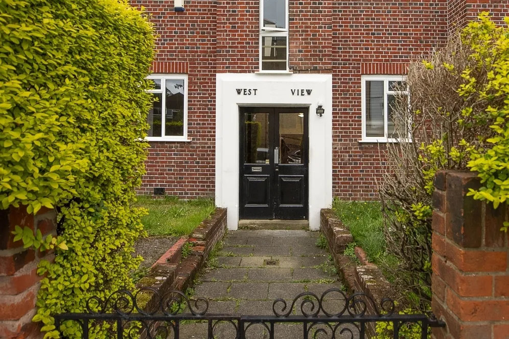 West Road London SW4 photo 5
