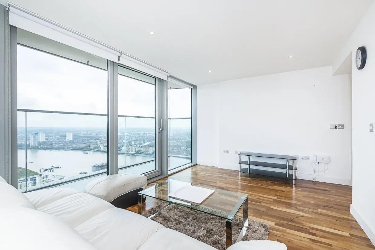 The Landmark, E14 photo 2