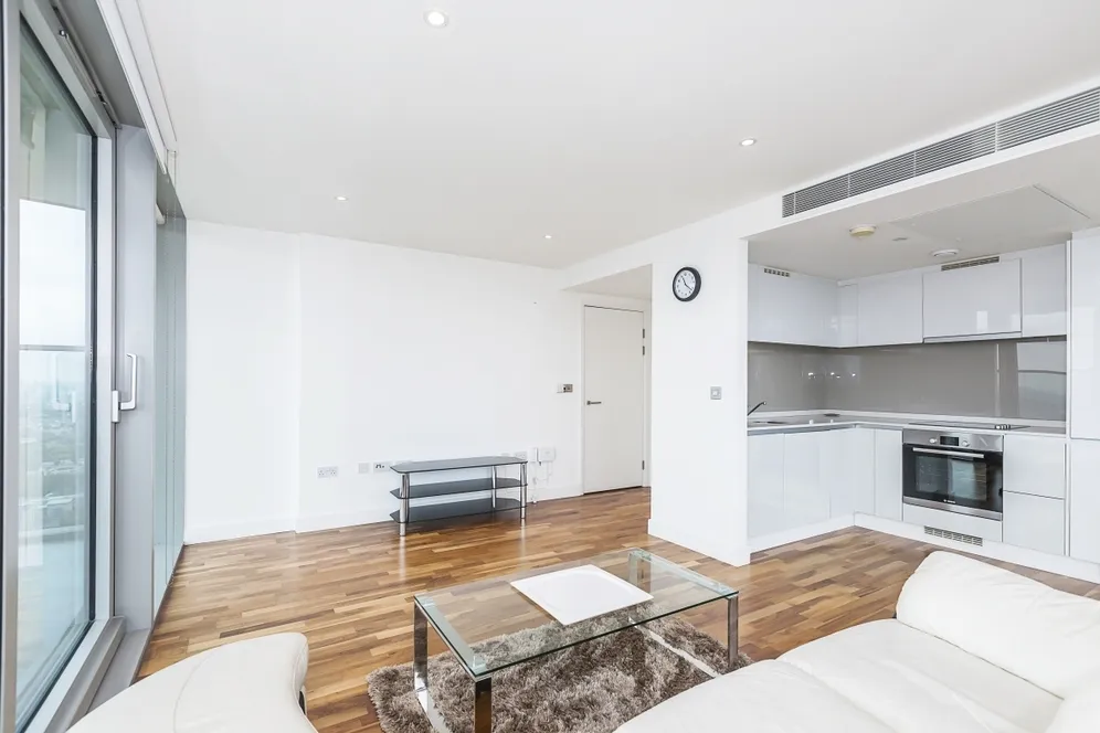 The Landmark, E14 photo 3