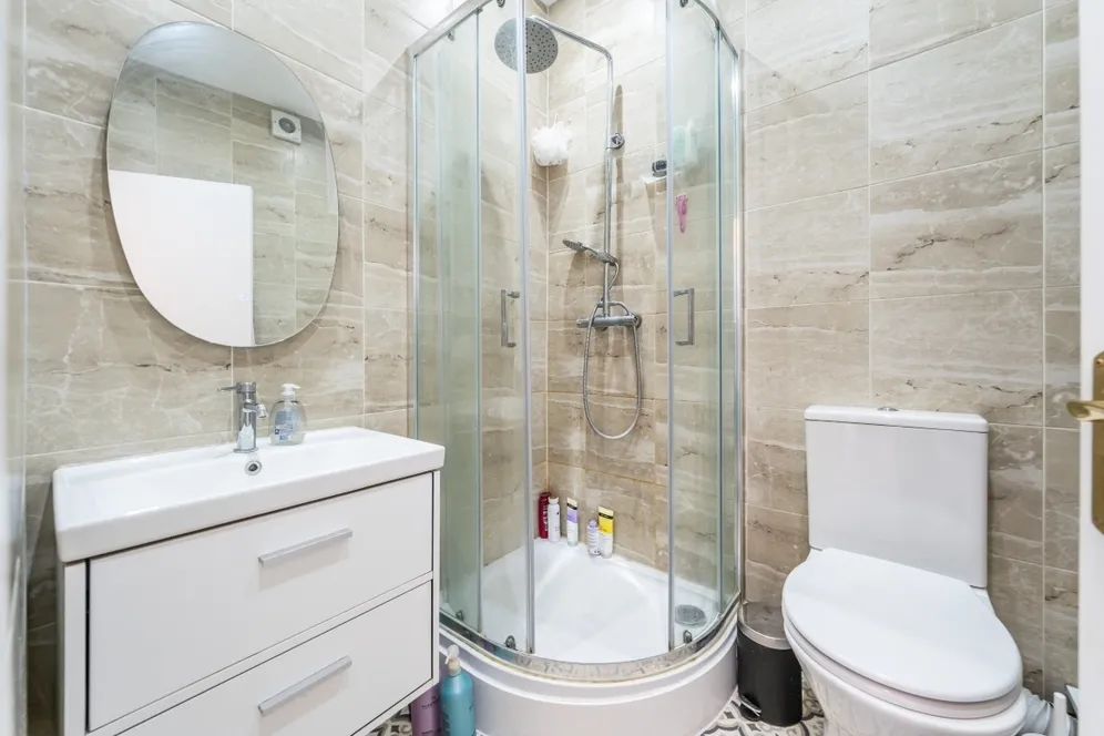 Trinity Road London SW17 photo 8