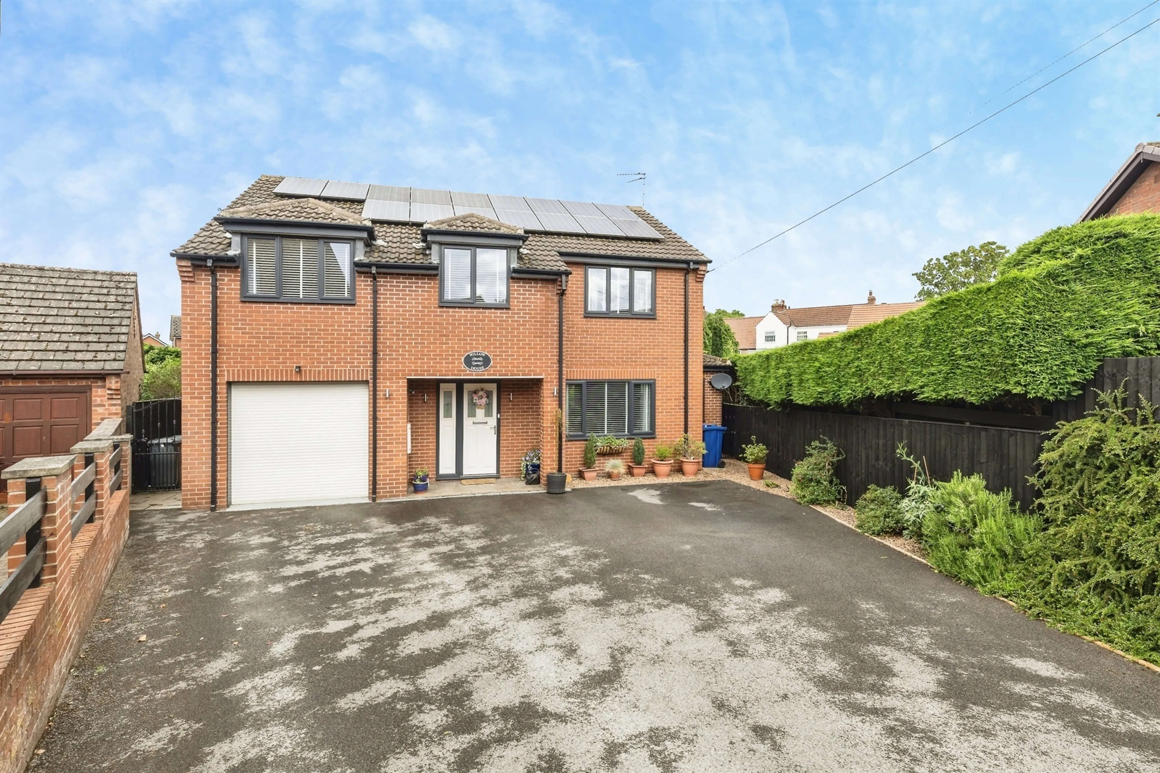 Property photo 0
