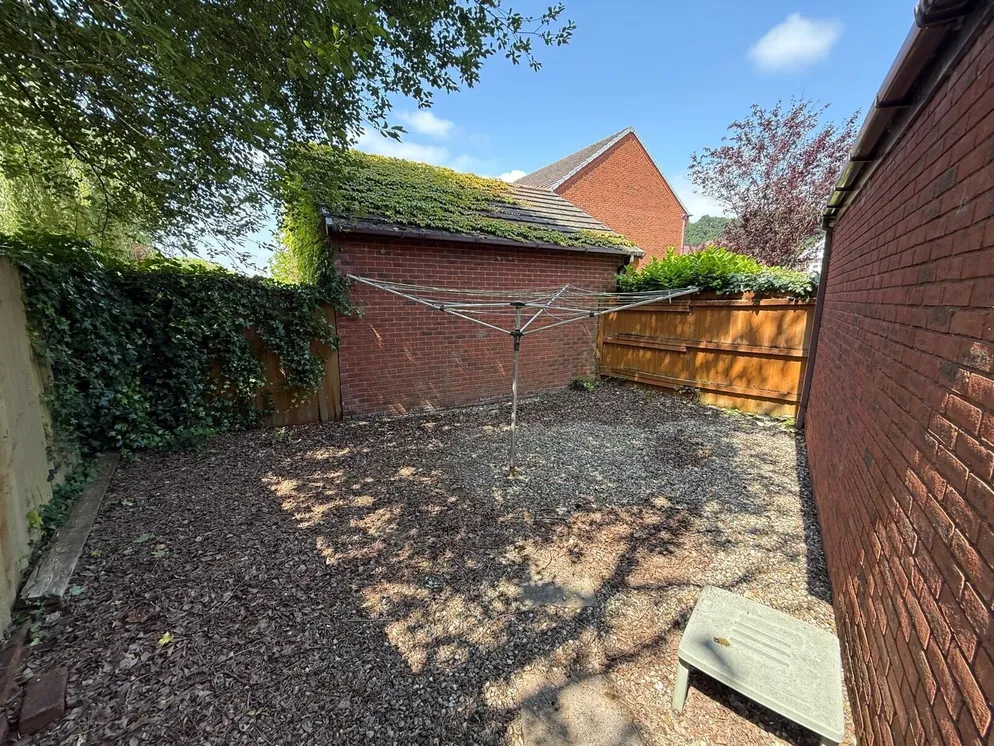 Property carousel item 19