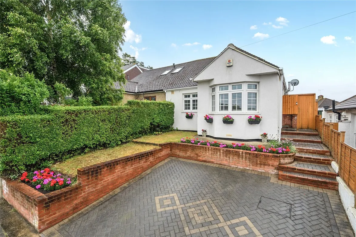 Chalk Pit Avenue, Orpington, BR5