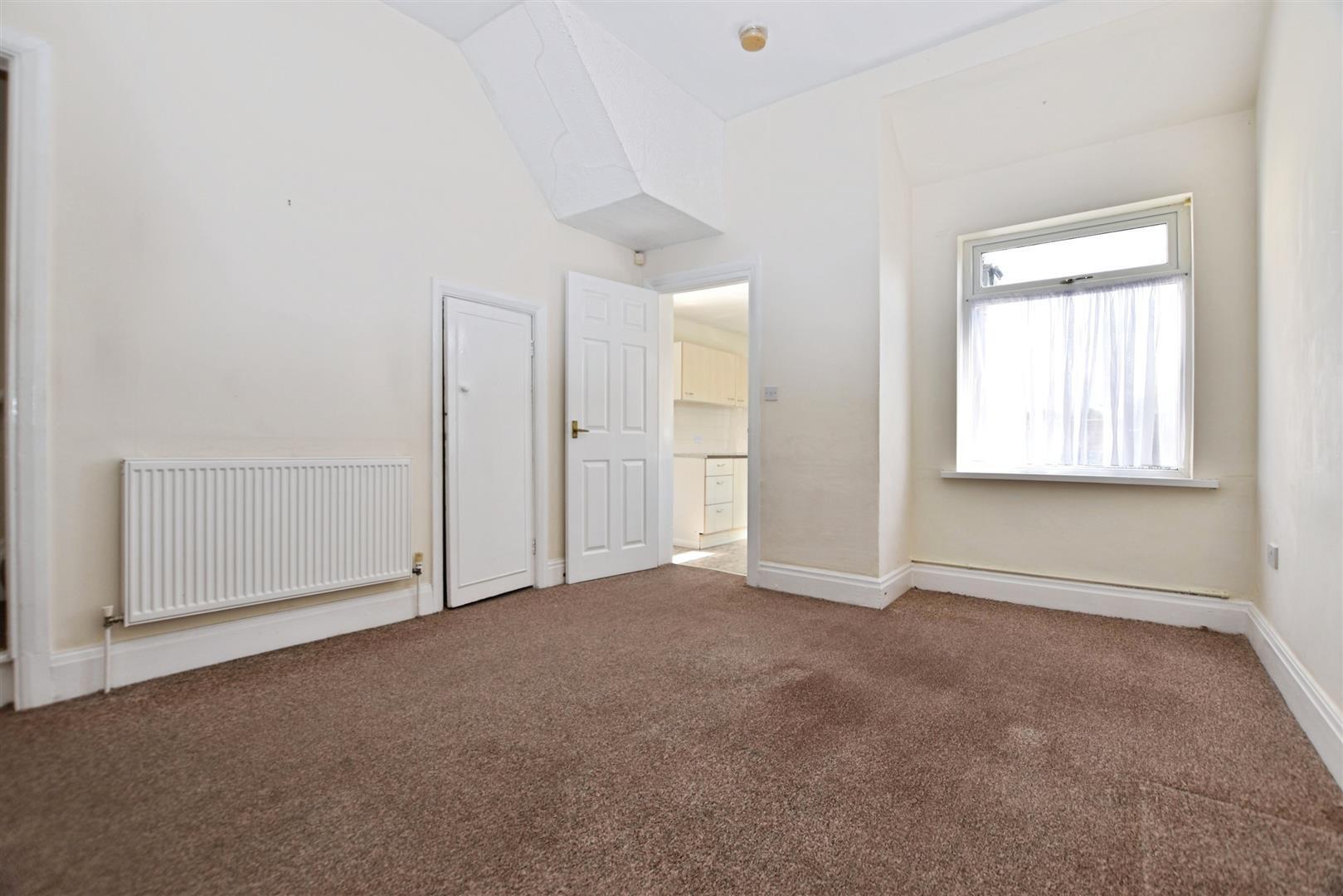 Anlaby Road, Hull Image 5
