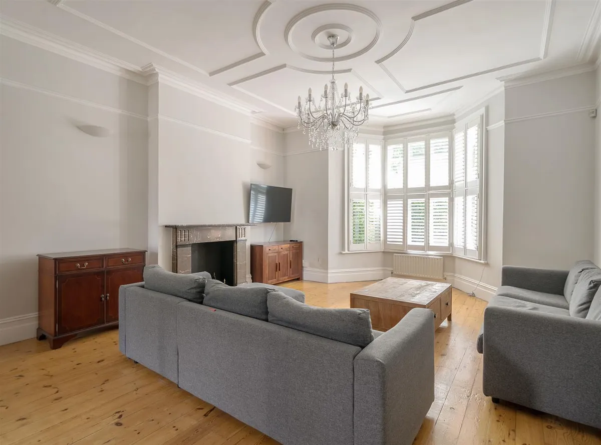 Kingswood Avenue, NW6