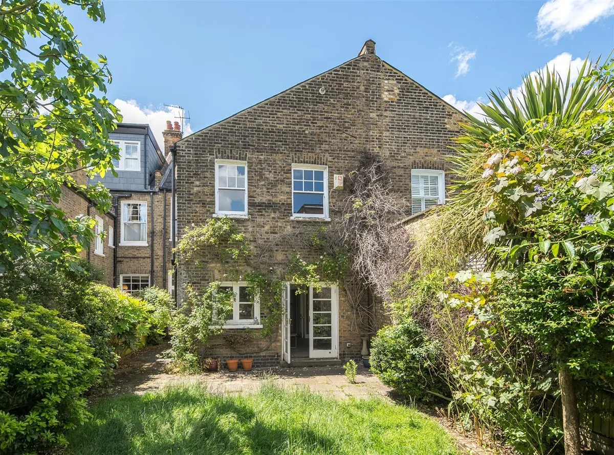 Kingswood Avenue, NW6